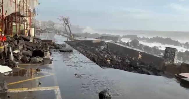 Scenari da devastazione in occasione dell’ondata di maltempo che ha travolto i borghi marinari di Acireale