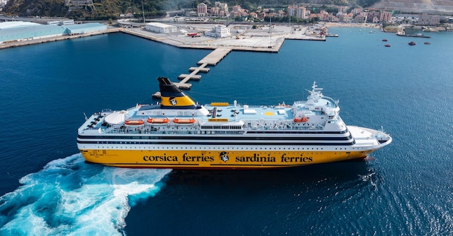 Un traghetto della Corsica Sardinia Ferries