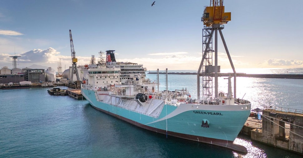 Axpo inaugura a Genova nave per rifornire con Gnl traghetti e unità da crociera