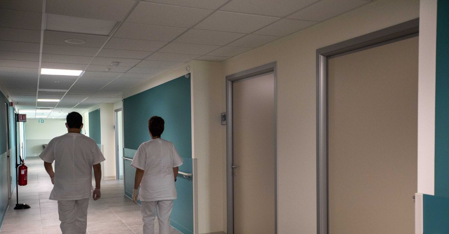 Passa al giudice amministrativo la class action dei familiari delle vittime Covid