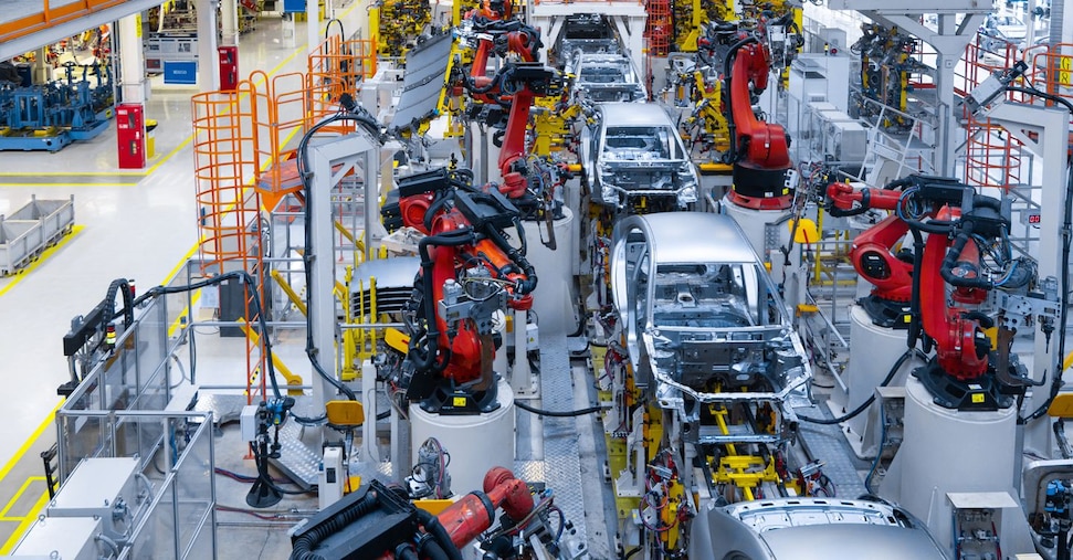 Automotive, stanziati 1,6 miliardi per il rilancio e Stellantis aggiorna il Piano Italia