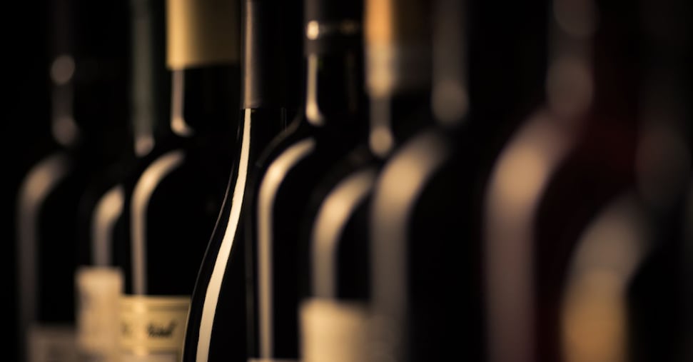 Dalla mezza bottiglia agli (inutili) formati giganti, ecco perché nel vino è importante anche il contenitore