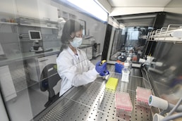 I LABORATORI DOMPE' EXSCALATE DELL'UNIVERSITA' FEDERICO II DI NAPOLI
RICERCA SCIENTIFICA LABORATORIO RICERCATRICE RICERCATORI RICERCATRICI IMAGOECONOMICA