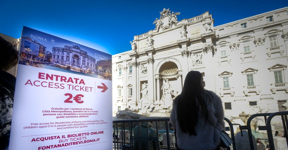 fontana di trevi a pagamento per i turisti frutter224 6 milioni l8217anno da Ilsole24ore.com fontana di trevi a pagamento per i turisti frutter224 6 milioni l8217anno