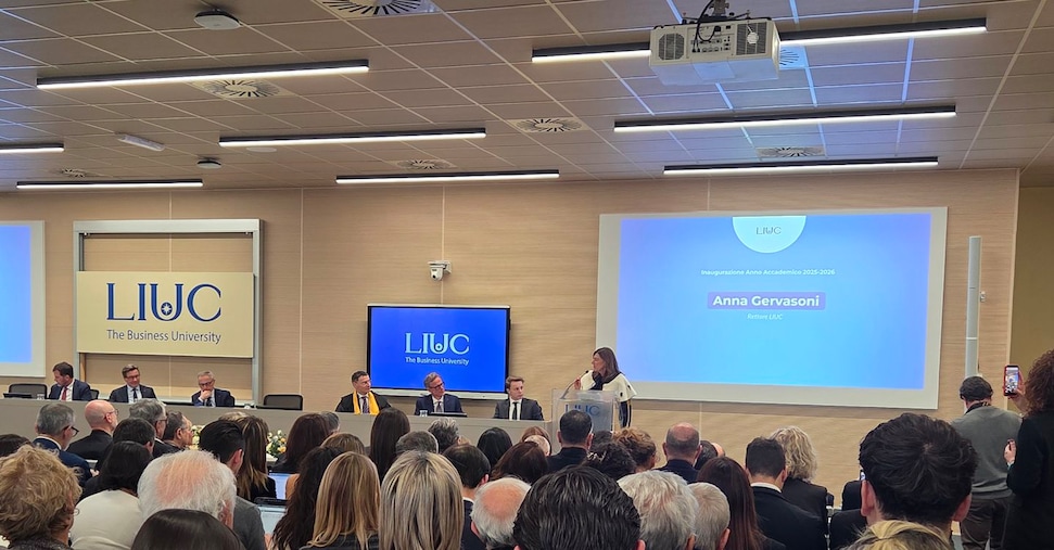 Spinta internazionale, ricerca, nuova didattica: così la Liuc entra nel futuro