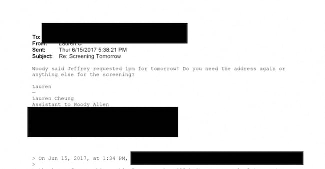 Uno scambio di e-mail con un assistente di Woody Allen è mostrato in questa immagine pubblicata dal Dipartimento di Giustizia a Washington (via Reuters)