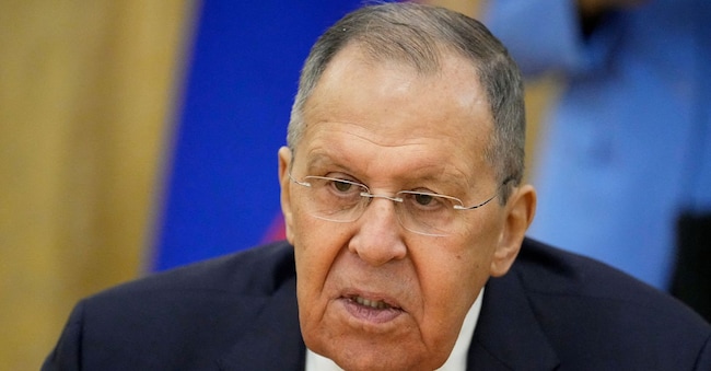 Il ministro degli Esteri russo Sergei Lavrov partecipa a una riunione presso la sede del ministero a Mosca, Russia, il 2 febbraio 2026. Alexander Zemlianichenko/Pool via REUTERS