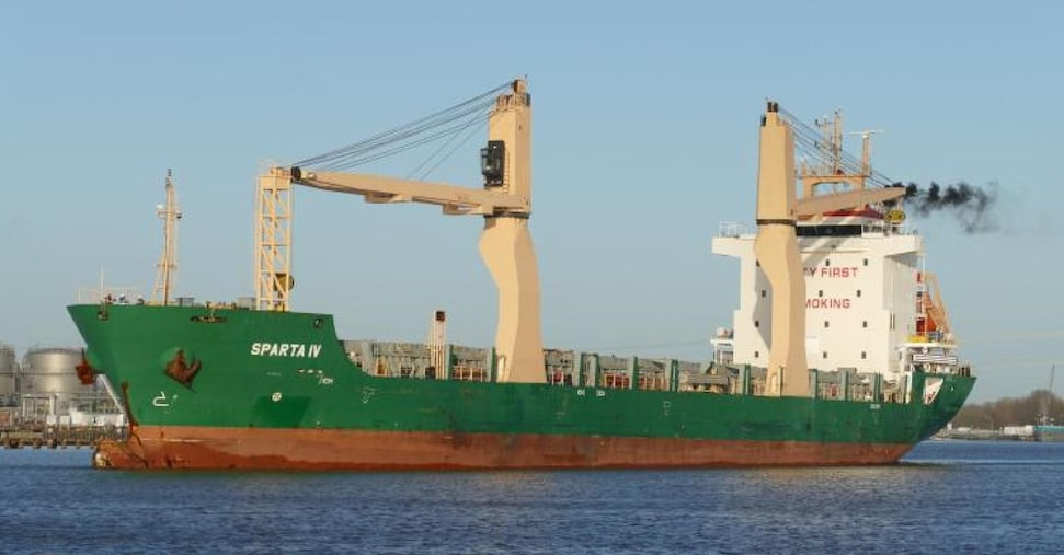 Flotta russa davanti alla costa della Sardegna, ecco cosa può fare la Marina Italiana