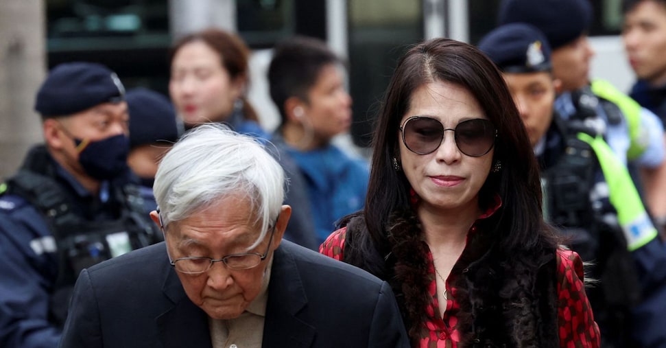 Hong Kong, 20 anni di carcere per il magnate pro-democrazia Jimmy Lai