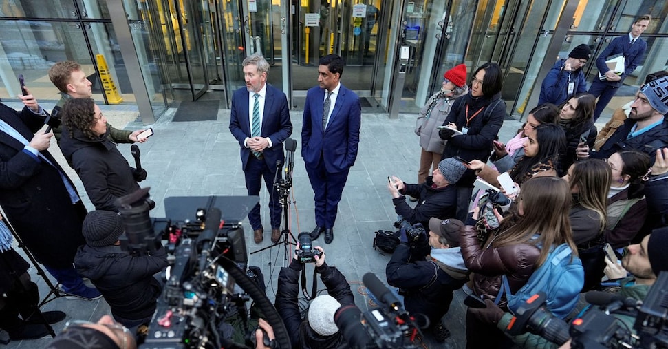 Caso Epstein: sei nomi di uomini potenti svelati da deputati Usa dopo censura del Dipartimento di Giustizia