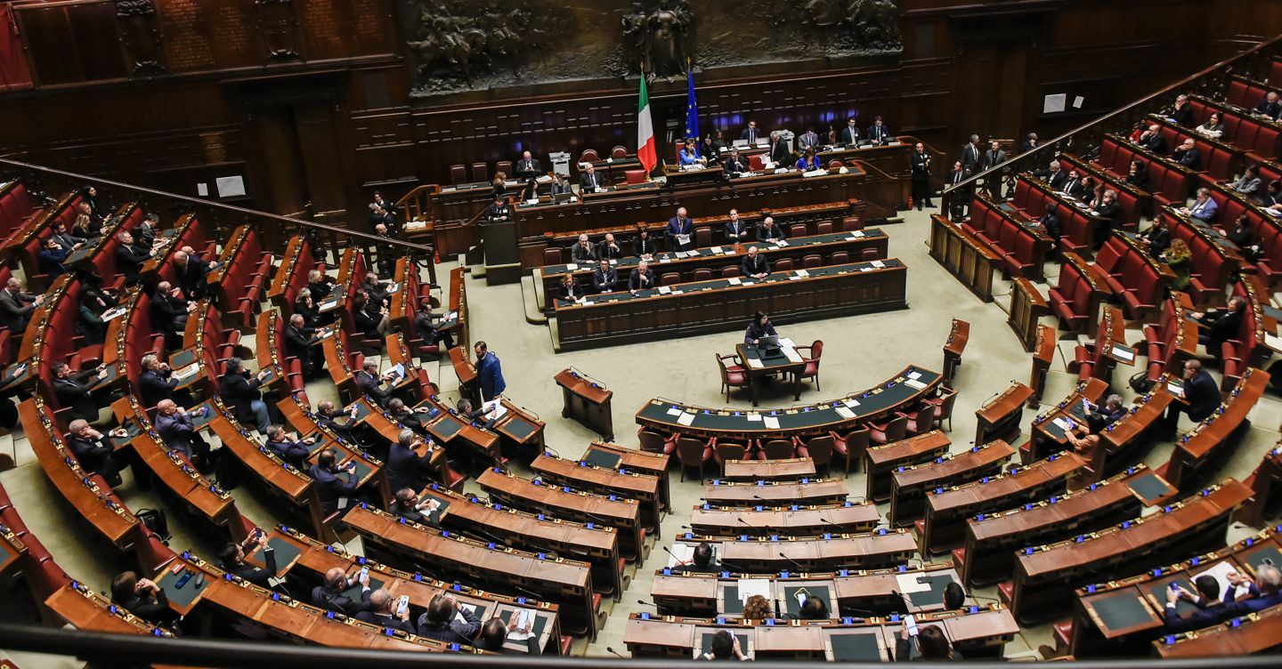Immigrazione, il governo stringe sul disegno di legge e tiene il punto sul blocco navale