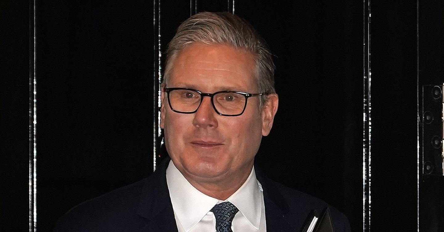 Terremoto Epstein, il futuro di Starmer e l’impatto sul governo britannico