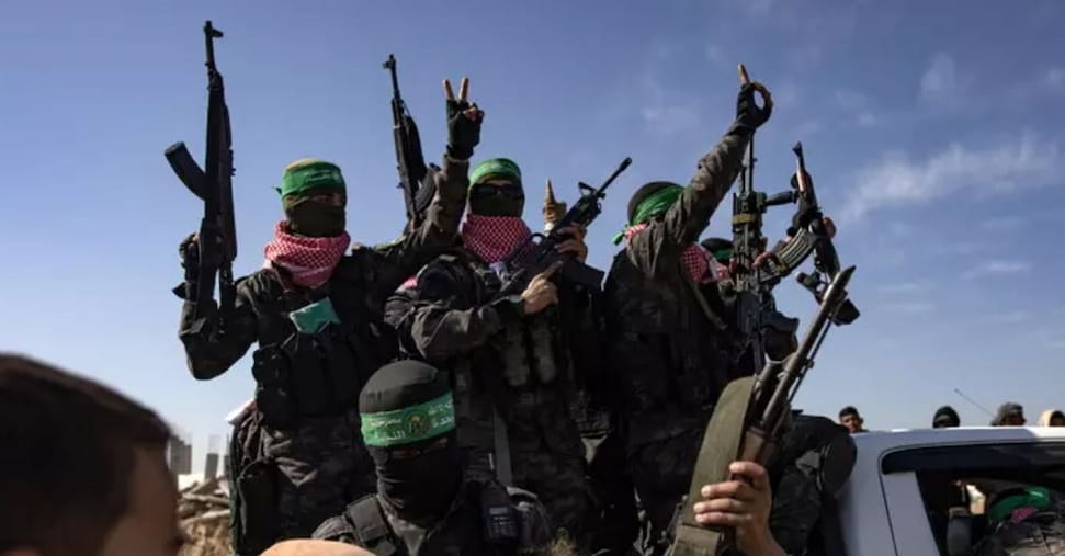 Gaza, Usa consentiranno a Hamas di tenere armi leggere. Netanyahu incontra Trump