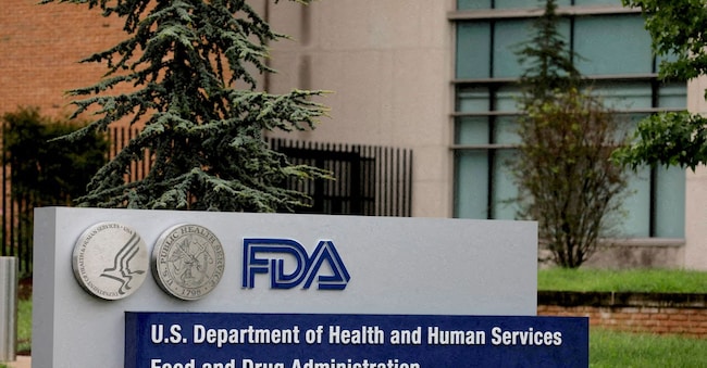 FILE PHOTO: Signage is seen outside of the Food and Drug Administration (FDA) headquarters in White Oak, Maryland, U.S., August 29, 2020. REUTERS/Andrew Kelly/File Photo