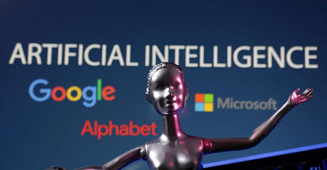 I loghi di Google, Microsoft e Alphabet e le parole "AI Artificial Intelligence" sono visibili in questa illustrazione scattata il 4 maggio 2023. REUTERS/Dado Ruvic/Illustrazione/Foto d'archivio