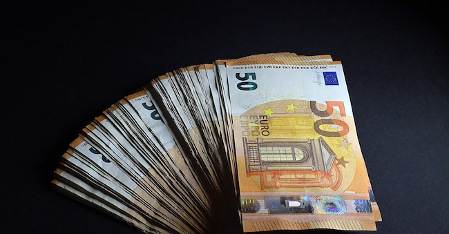 50 EURO SOLDI BANCONOTE CONTANTE CONTANTI