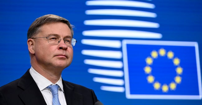 VALDIS DOMBROVSKIS COMMISSARIO EUROPEO DESIGNATO PER L'ECONOMIA, LA PRODUTTIVITÀ, L'ATTUAZIONE E LA SEMPLIFICAZIONE CONSIGLIO AFFARI ECONOMICI E FINANZIARI