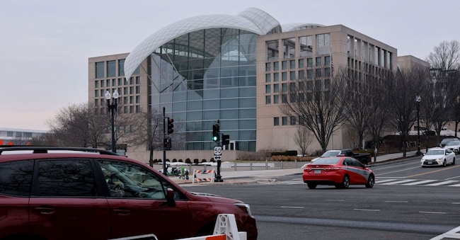  L'edificio dell'Istituto statunitense per la pace si prepara ad ospitare la prima riunione del Board of Peace  del presidente degli Stati Uniti Donald Trump a Washington, D.C., Stati Uniti