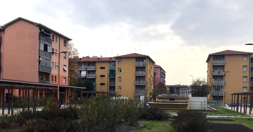 Milano, la crescita che divide: redditi record e periferie in affanno