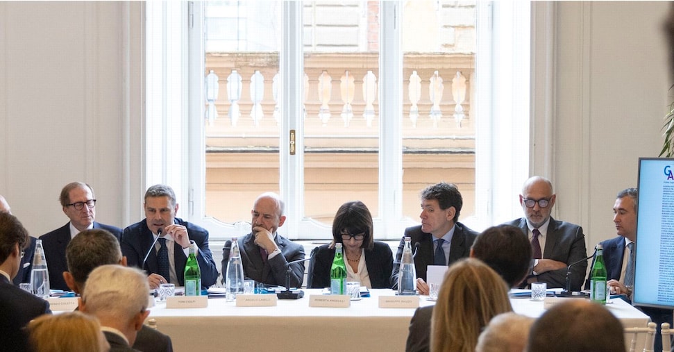 Basket Bond Lazio: 34 milioni di minibond emessi finora per finanziare 16 piccole e medie imprese Basket Bond Lazio: 34 milioni di minibond emessi finora per finanziare 16 piccole e medie imprese