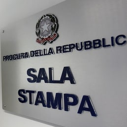 SEDE DELLA PROCURA DELLA REPUBBLICA TARGA SALA STAMPA