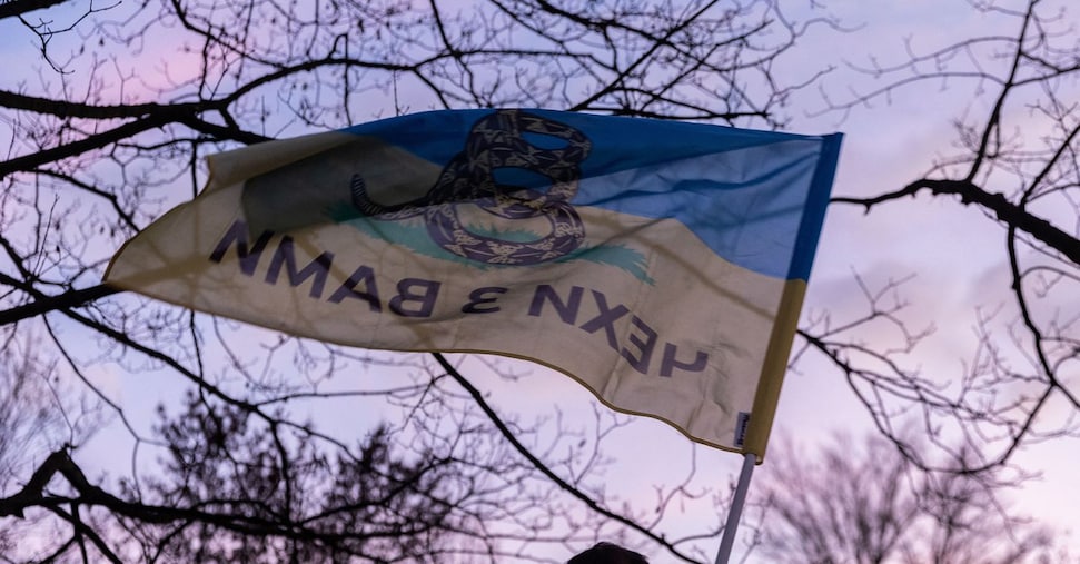 Ucraina, le commemorazioni a Kiev e le tensioni con l’Ungheria sul sostegno europeo