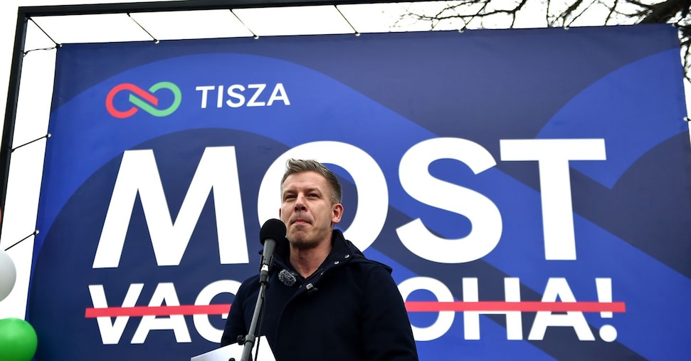 In Ungheria Orban perde consensi, avanza il rivale Magyar