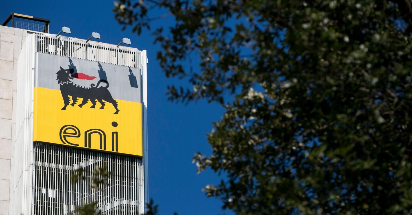 Eni: balzo dell’utile netto a 1,2 miliardi nel quarto trimestre. Descalzi: «Risultati solidi»