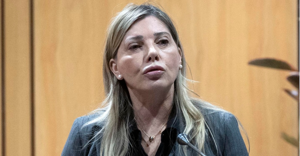 Chiusura indagini per Bartolozzi. Nordio: la tempistica dei magistrati mi lascia perplesso Chiusura indagini per Bartolozzi. Nordio: la tempistica dei magistrati mi lascia perplesso