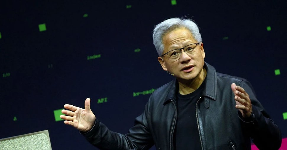 Huang (Nvidia): «I mercati sbagliano, l’Ia non si sostituirà agli sviluppatori di software»