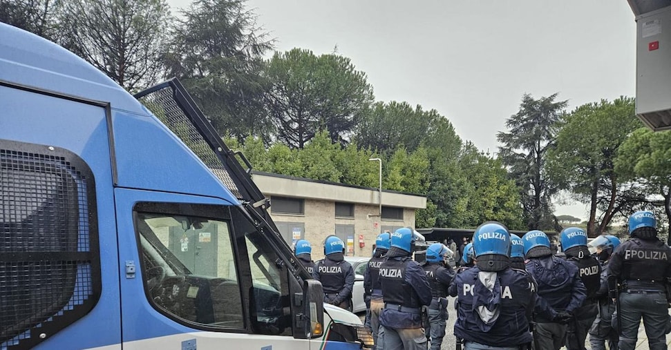 Polizia, in arrivo due concorsi straordinari per ispettori superiori: 4.200 posti in due anni