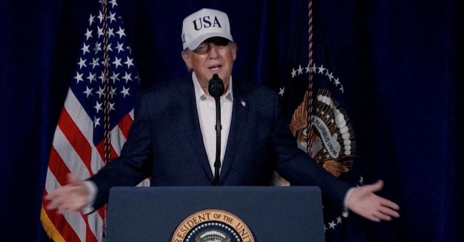 Il president Donald Trump annuncia la guerra all’Iran in un video di otto minuti diffuso sui social