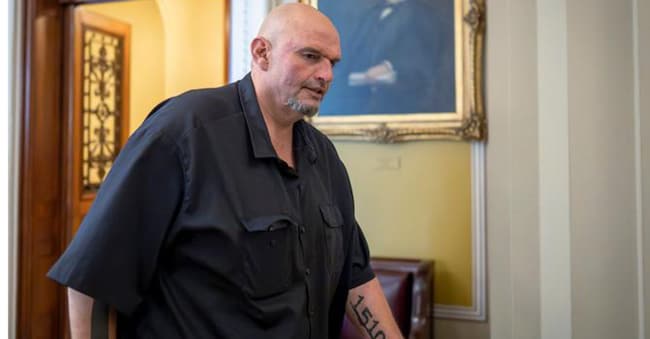 Il senatore dem John Fetterman