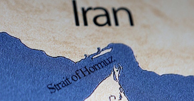  In questa illustrazione del 22 giugno 2025 è raffigurata una mappa che mostra lo Stretto di Hormuz e l'Iran. REUTERS/Dado Ruvic/Illustrazione/Foto d'archivio