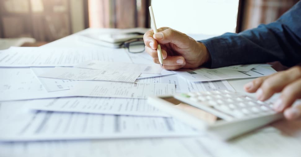 Riaffiorano le crepe sotto la superficie del debito privato