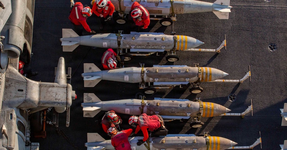 Iran, esplosioni a Gerusalemme, Dubai e Doha. Trump: «Operazioni militari dureranno almeno 4 settimane» Iran, esplosioni a Gerusalemme, Dubai e Doha. Trump: «Operazioni militari dureranno almeno 4 settimane»