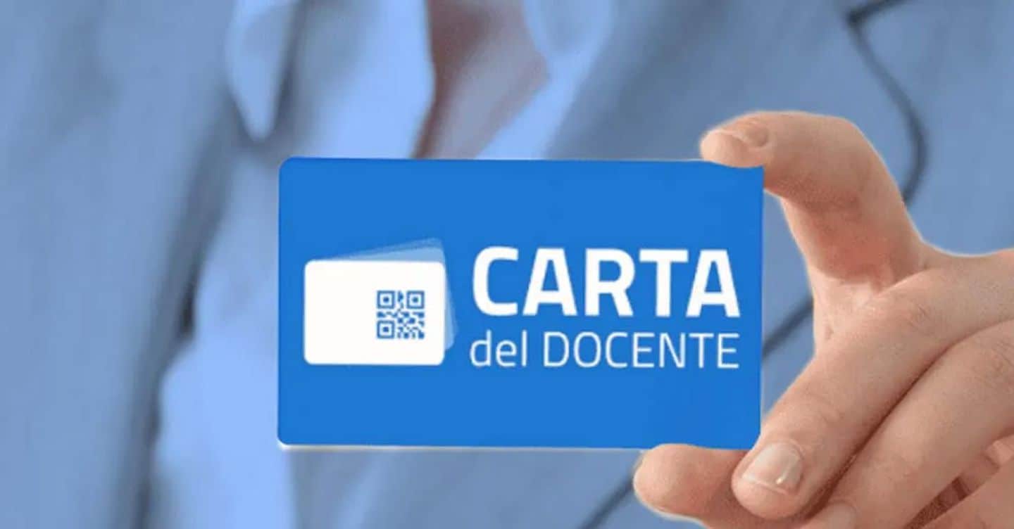 https://i2.res.24o.it/images2010/S24/Documenti/2026/03/04/Immagini/Ritagli/docente-U58883580885bzM-1440x752@IlSole24Ore-Web.jpg