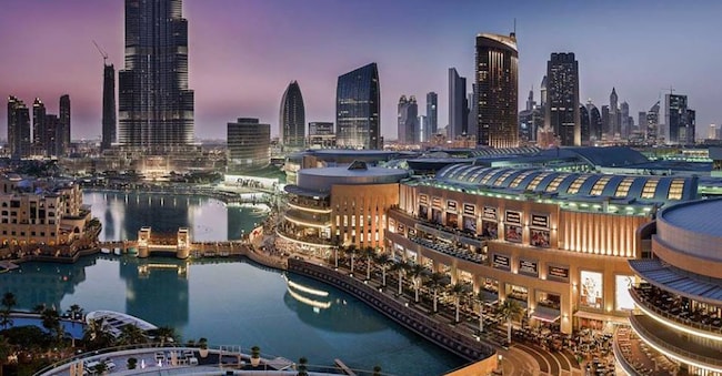 Il Dubai Mall è uno degli shopping center più grandi al mondo