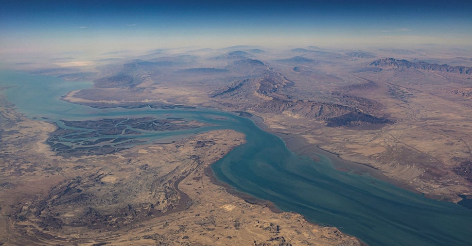 Con la chiusura dello stretto di Hormuz ecco gli effetti su produzione alimentare e scorte in Italia