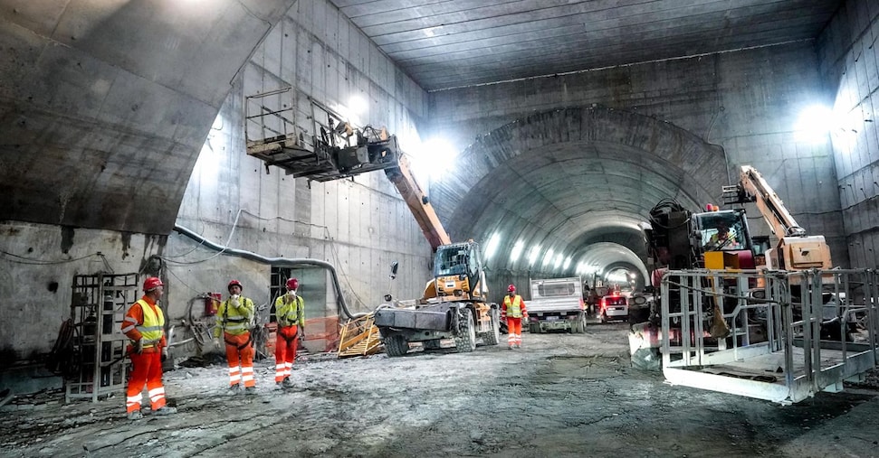 Grandi opere: solo il 43% risulta in linea con i tempi, pesa la burocrazia