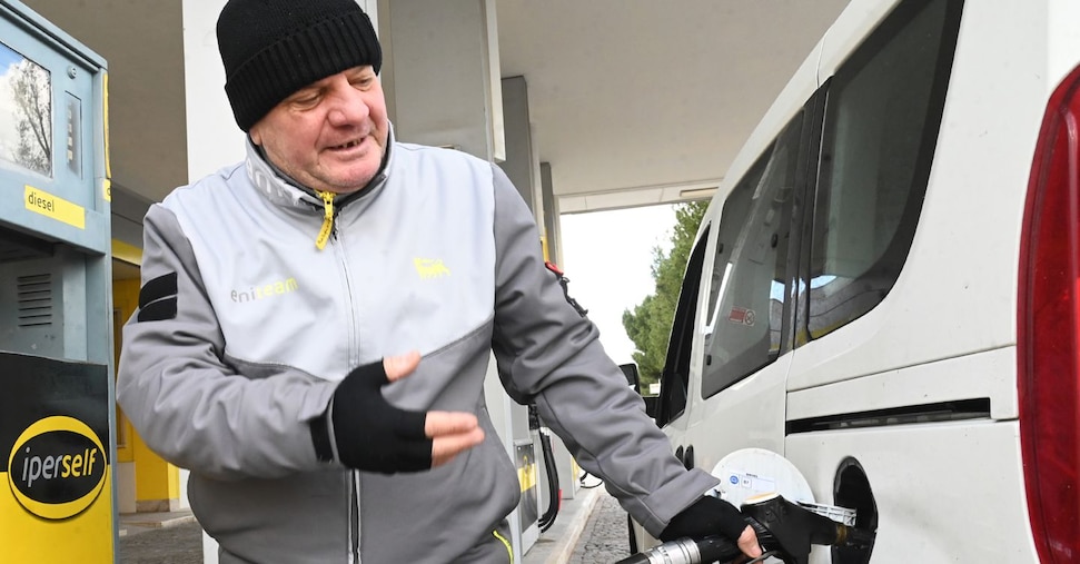 Carburanti, diesel ai massimi da luglio 2022 Carburanti, diesel ai massimi da luglio 2022