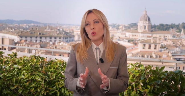 La premier Giorgia Meloni in un frame tratto da un video pubblicato sui suoi social parlando del referendum. 