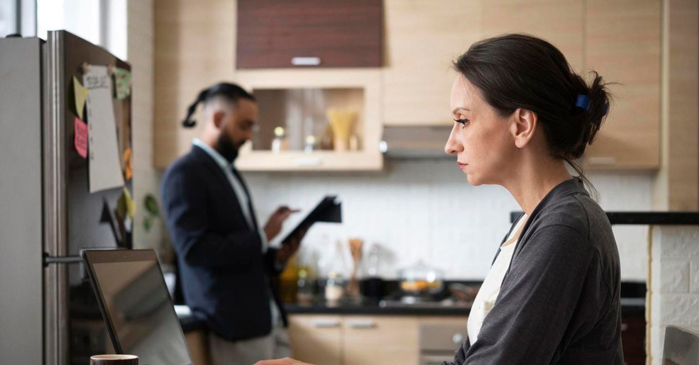 Professioni, il gender gap peggiora a sfavore delle donne