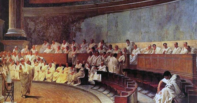 Cicerone denuncia Catilina, affresco di Cesare Maccari, 1882–88. Marco Tullio Cicerone fu un filosofo, politico, avvocato, oratore, teorico politico, console e costituzionalista romano. Discendeva da una ricca famiglia municipale appartenente all’ordine equestre romano ed è considerato uno dei più grandi oratori e prosatori di Roma. (Alamy Stock Photo)