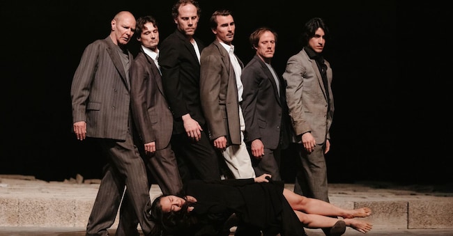 Palermo Palermo - A piece by Pina Bausch. Ensemble (c) Leslie Artamonov