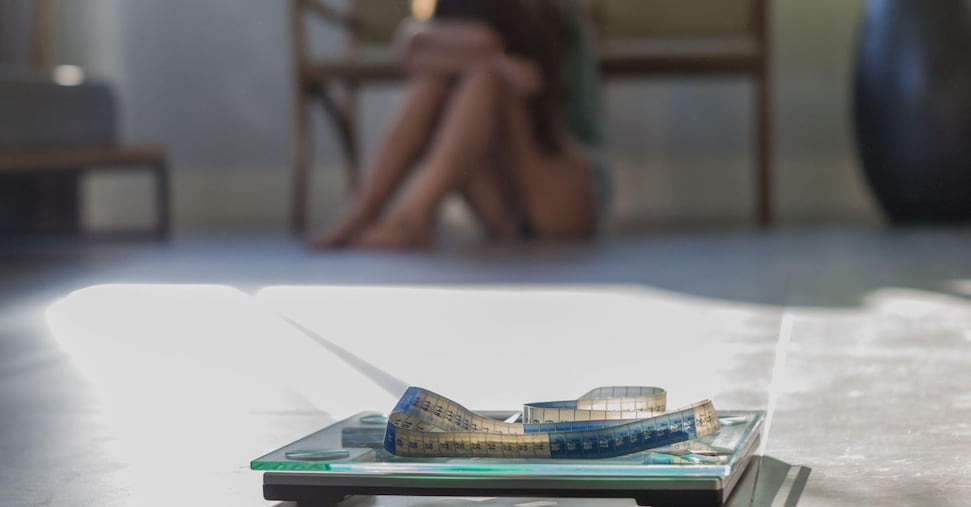 Dall’anoressia alla «diabulimia» anti-insulina: in Italia colpiti 5 milioni ma «guarire si può»