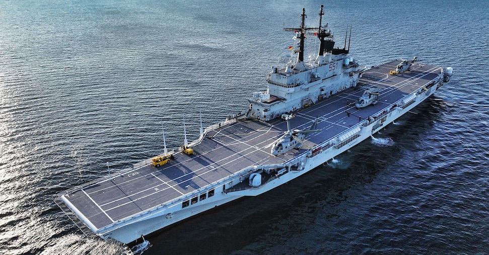 Nave Garibaldi all’Indonesia a titolo gratuito, stallo in parlamento: voto slittato, ecco perché Nave Garibaldi all’Indonesia a titolo gratuito, stallo in parlamento: voto slittato, ecco perché