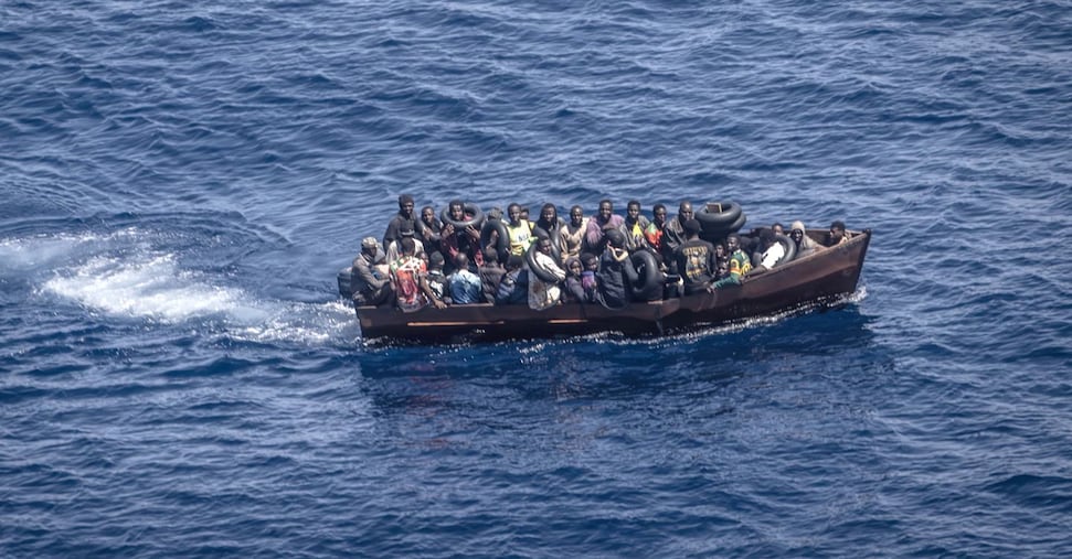 Naufraga barca con migranti davanti Lampedusa, disperso un bambino