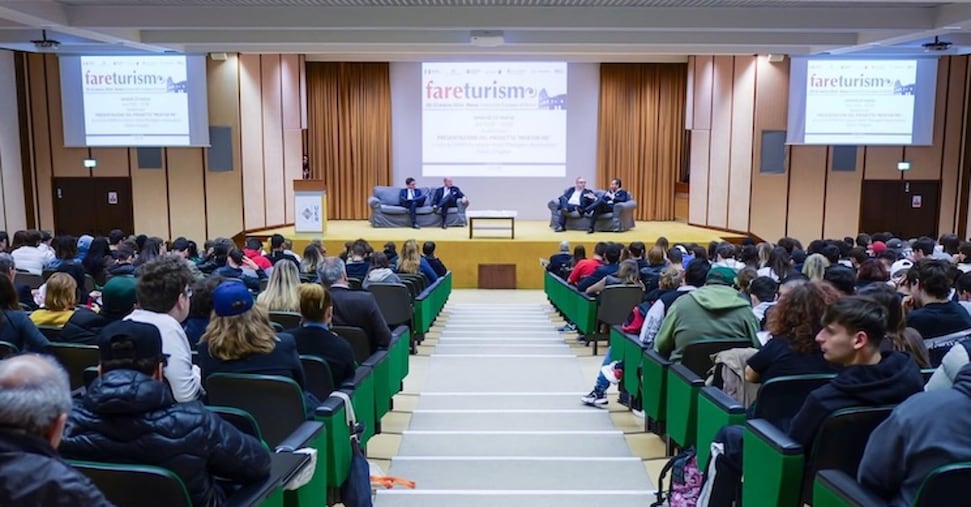 Excelsior: previste 347mila assunzioni nel turismo tra marzo e maggio