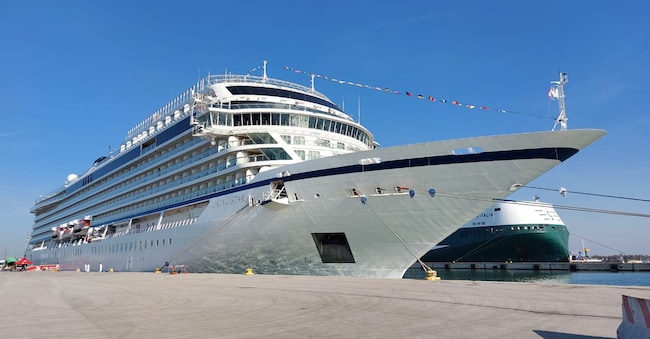 La Viking Star ormeggiata a Fusina
